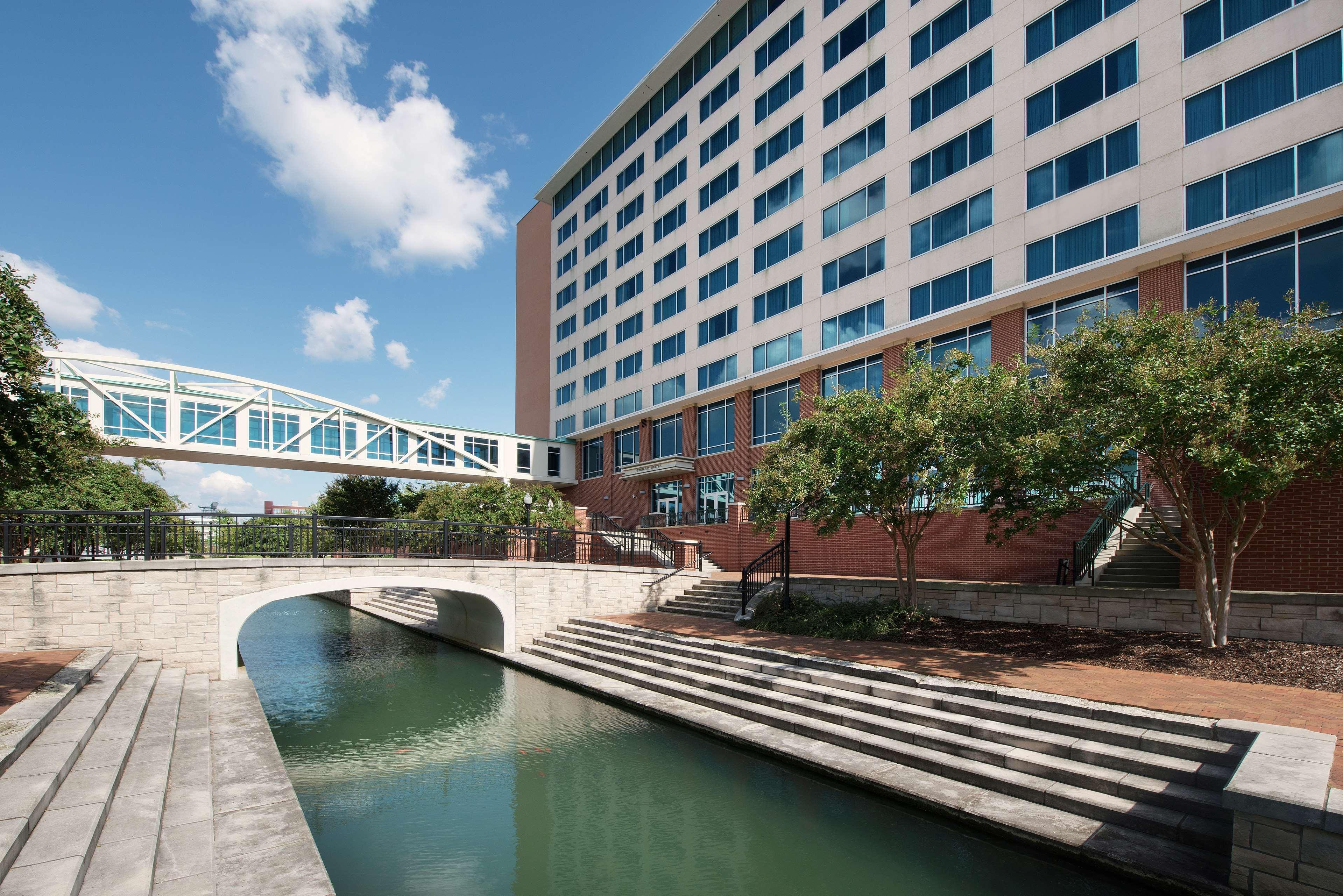 Embassy Suites Huntsville Exterior foto